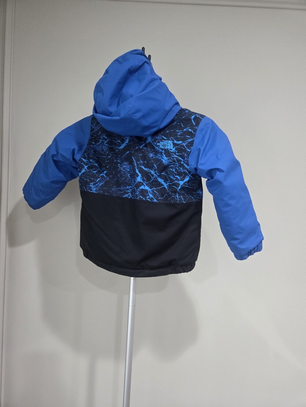 The North Face Kids Blue & Black Insulated Hooded Jacket Sz.3T - Picture 2 of 10